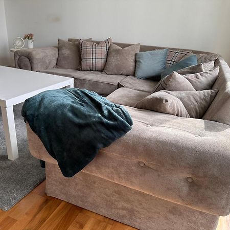 Centrally Located 1Br Apt Near Edg Cricket, University Of Bham, Priory Hospital & Cannon Hill Park برمنغهام المظهر الخارجي الصورة