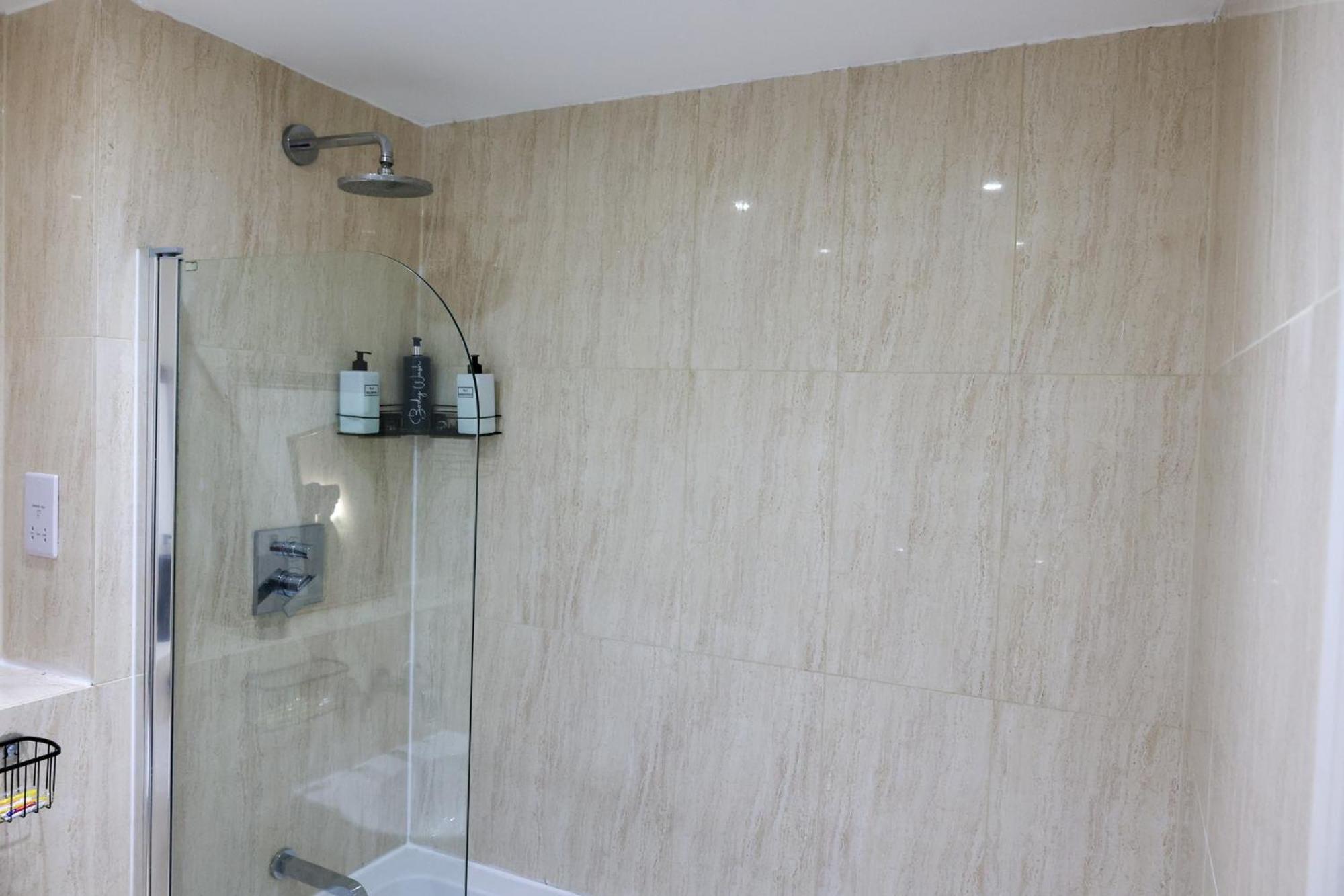 Centrally Located 1Br Apt Near Edg Cricket, University Of Bham, Priory Hospital & Cannon Hill Park برمنغهام المظهر الخارجي الصورة