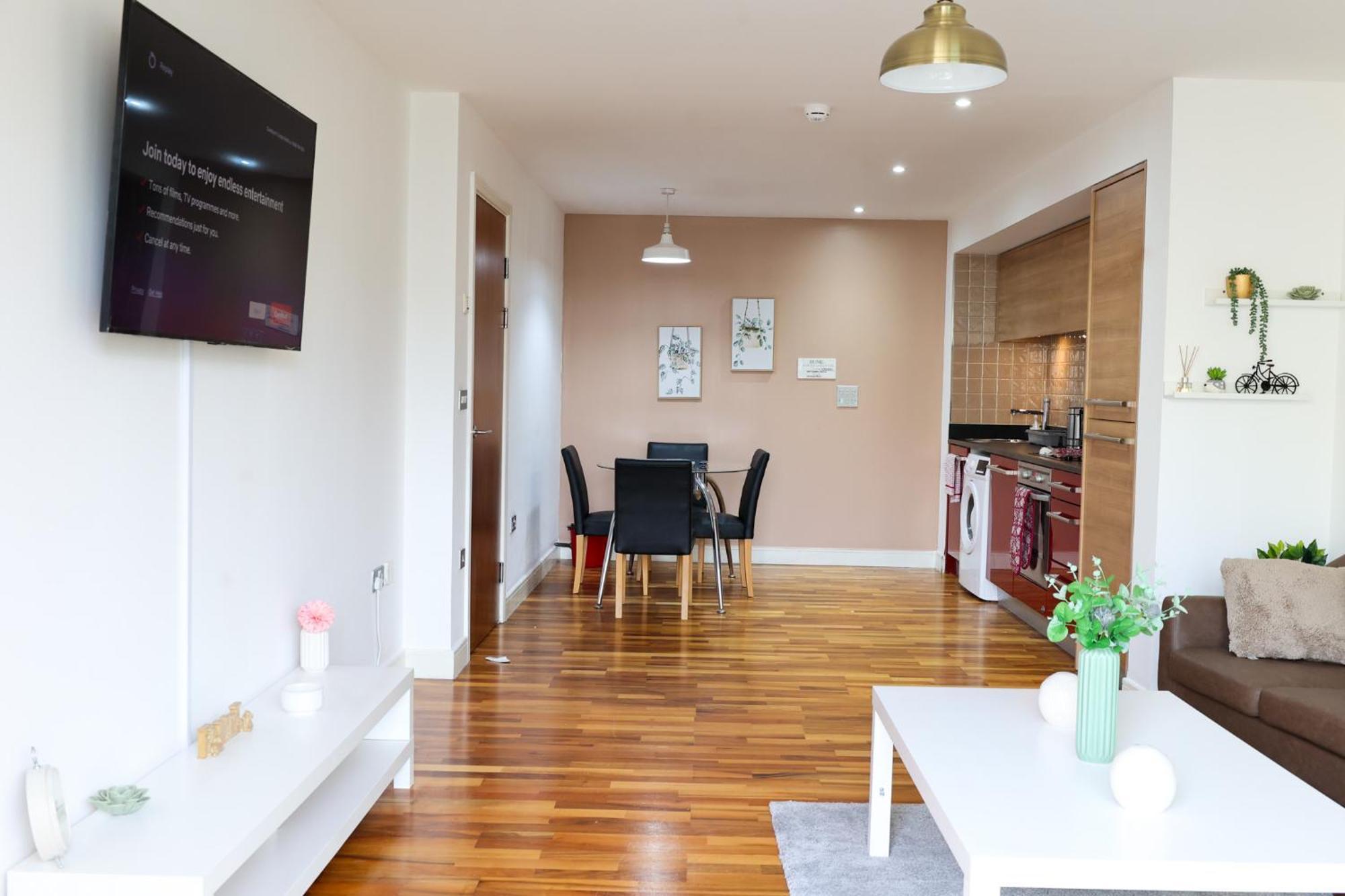 Centrally Located 1Br Apt Near Edg Cricket, University Of Bham, Priory Hospital & Cannon Hill Park برمنغهام المظهر الخارجي الصورة